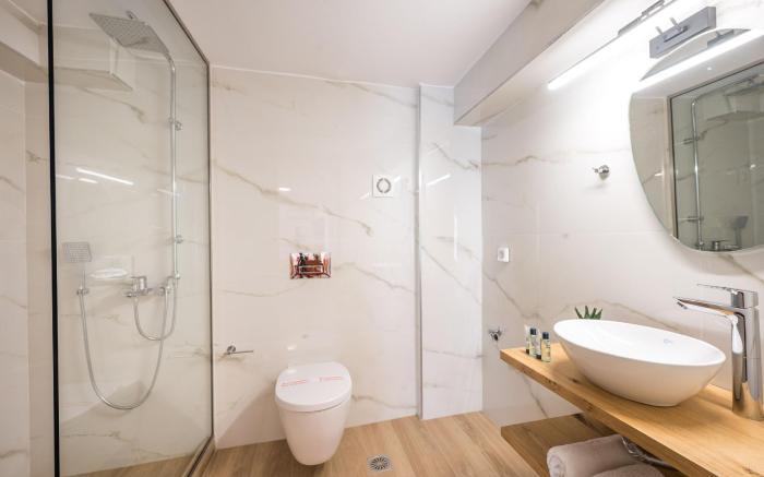 Filoxenia Apartment by Senaon Urban Living