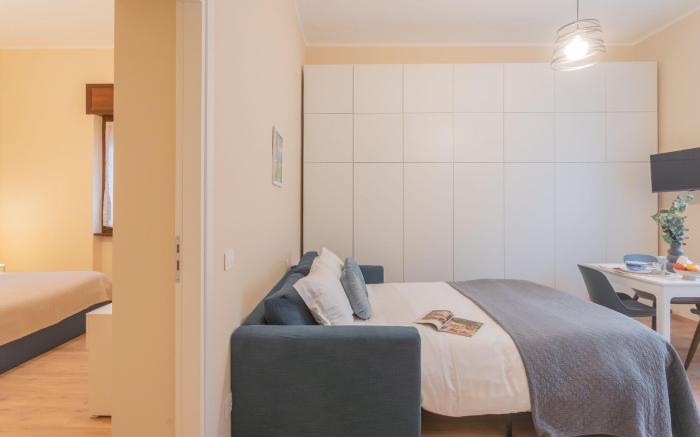 Tivano Apartment nearby Como S.G. Train Station