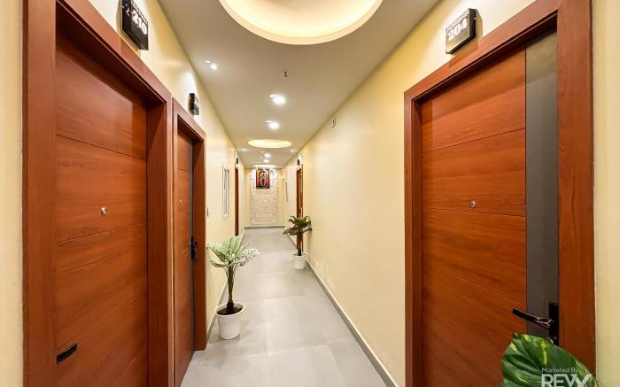 Hotel Manas Inn
