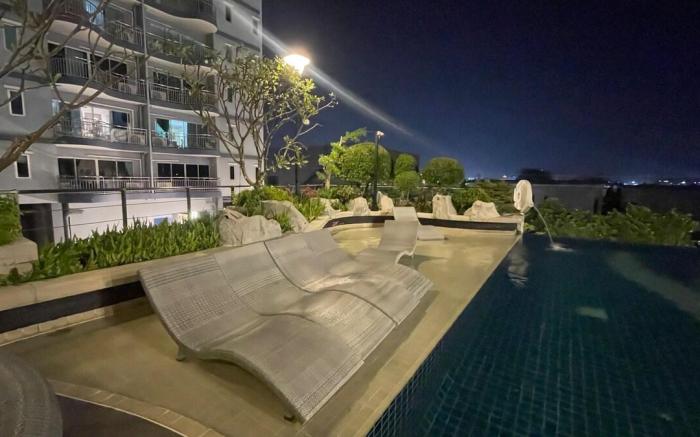 Supalai Pattaya Seaview Room by starry sky 