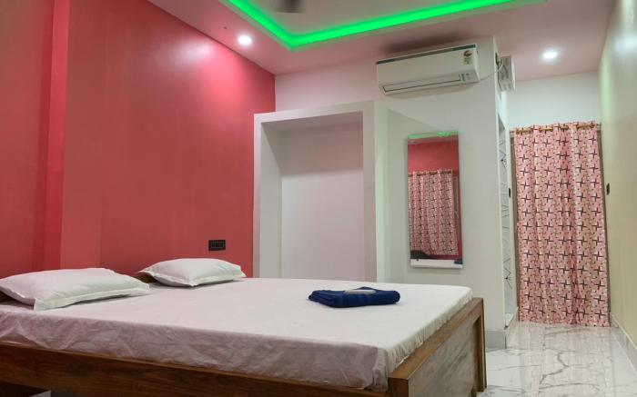SHREE GUNDICHA LODGE