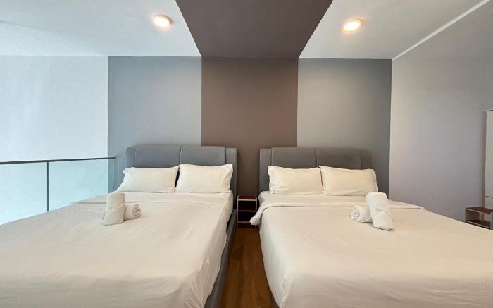 Ekocheras LuxuryDesign MRT Pool 21