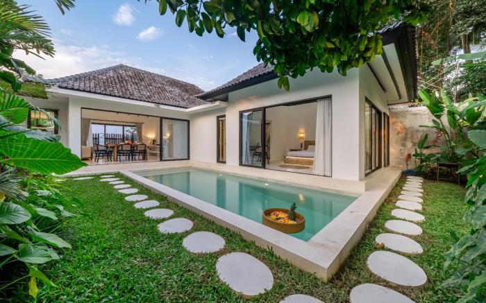 Niki_StunningUbudVilla with Panoramic Temple Views