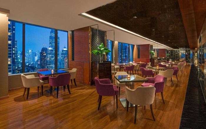 Renaissance Bangkok Ratchaprasong Hotel