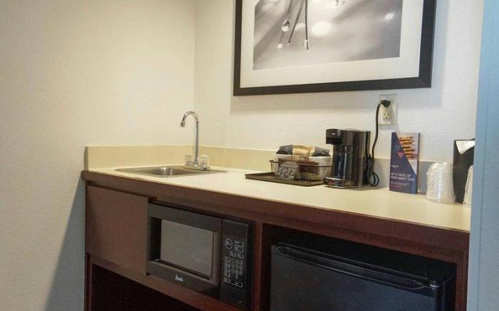 SpringHill Suites Savannah Midtown