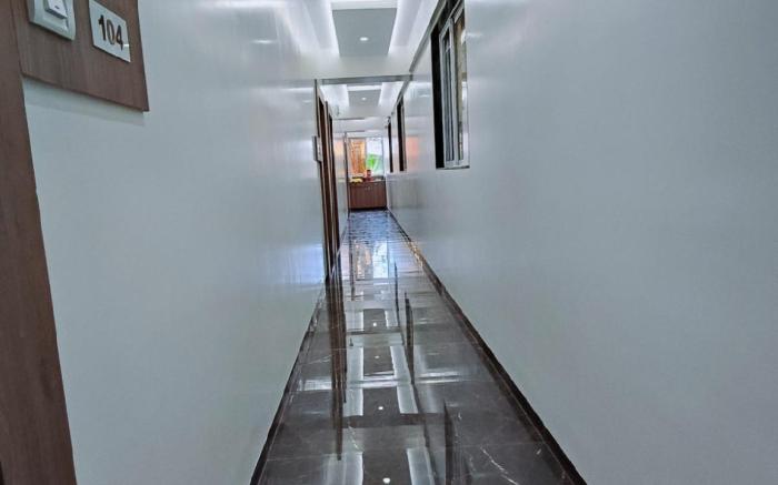 Hotel Everest Residency 