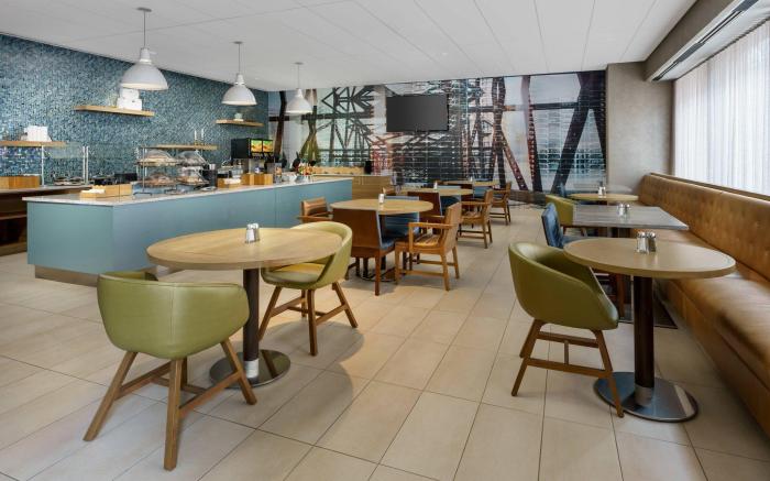 SpringHill Suites Chicago Downtown/River North