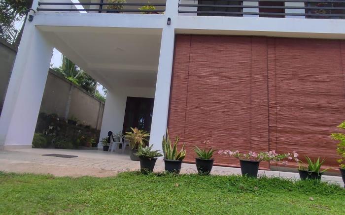 Aans home