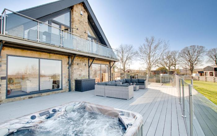 Northern Hideaways Oakfield Lodge, Ponteland
