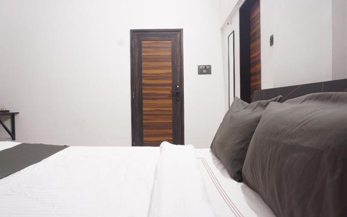 Hotel Lotus Guest House