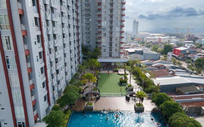 Cozy Compact Studio Vida View Makassar By Travelio