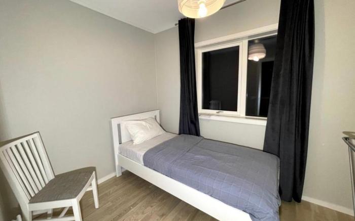 NEW Duplex Apartment Near the city with Free Private Parking