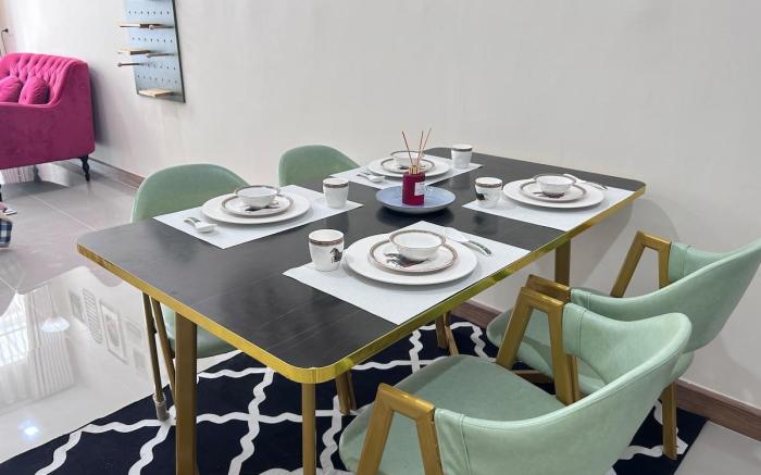 ChiangMai Golden  Town 4Bedroom Villa【GT111/54】