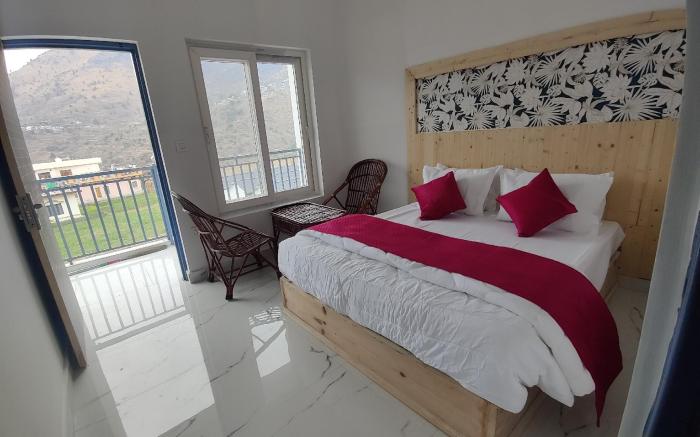 Friendship inn hotel & Resort 