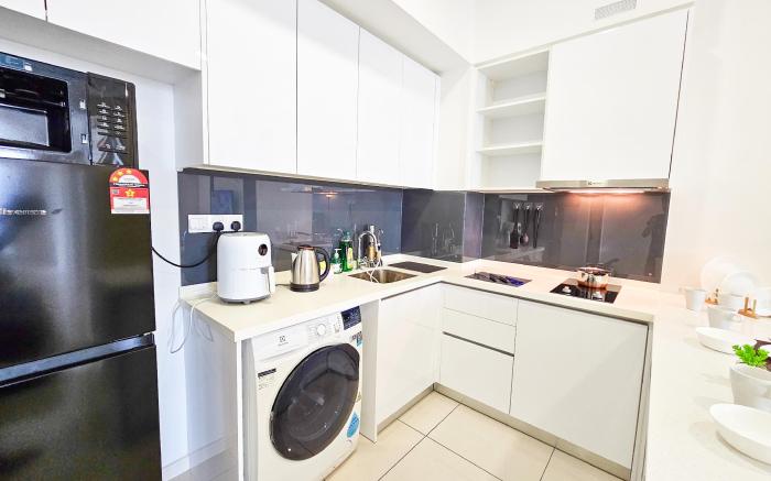 Elysia D'Drake Suite by NestHome【Infinity Pool!】