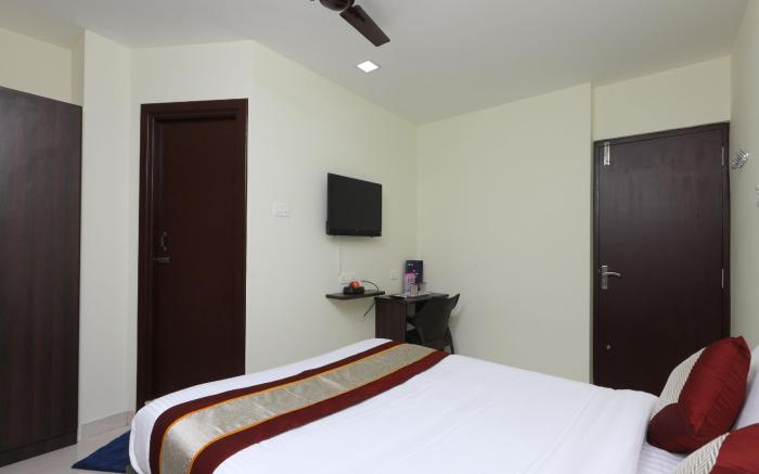 Hotel O Perfect Stay Near Meenambakkam Metro Station