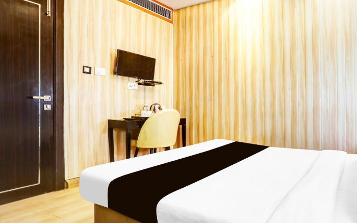 Super Hotel O Vivekanand Marg