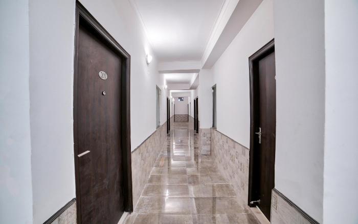 Hotel O Crown Residency