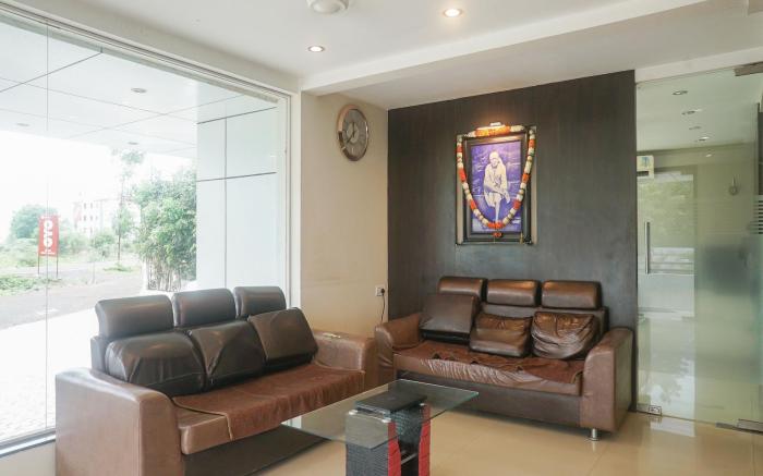 OYO 16354 Hotel Sai Srushti
