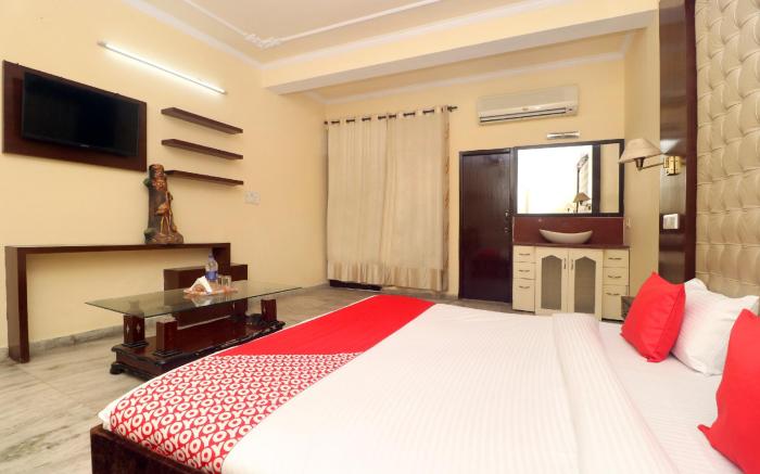 Hotel O Simran