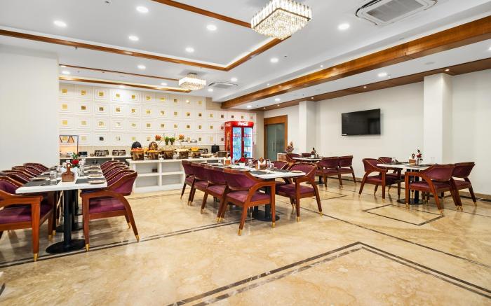 PADMSHREE PALACE