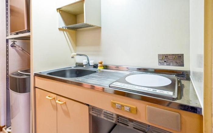 New! Room 303 Japandi loft in Prime Location