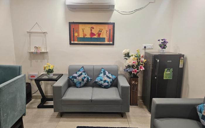 Ultra Luxury 1bhk Flat 1011 by Bliss Stay
