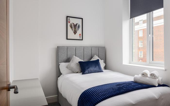 Edgware road modern 1-bedroom