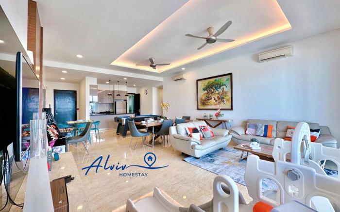 TheShore LUXURY 4+1BR Penthouse/8-12pax/Pool Table/DirectToMall/Jonker 10min