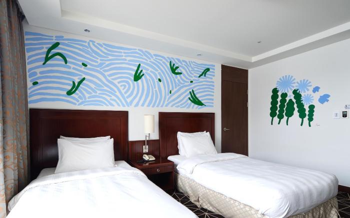 Adonis Hotel