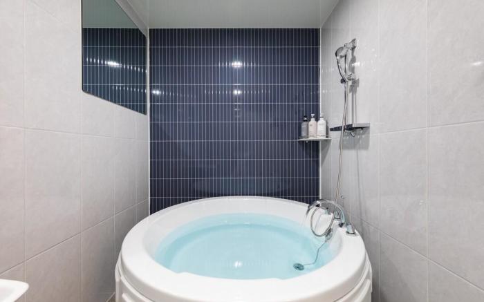 Gangneung Stay Gyeongpo 55