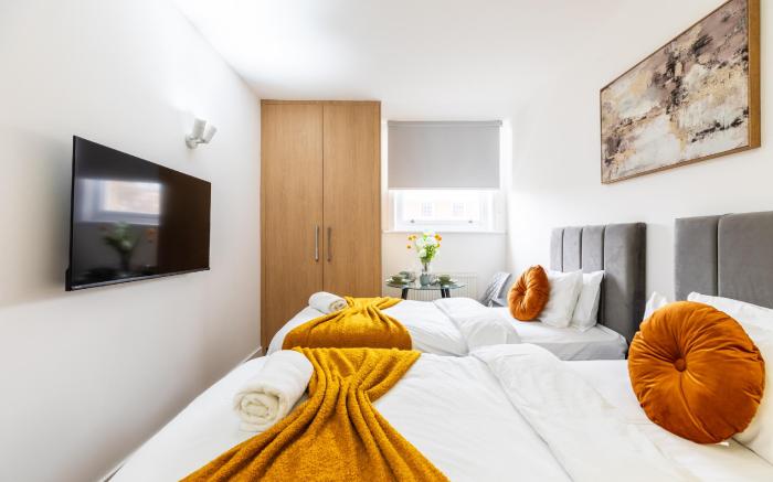 Kensington High Street Suites