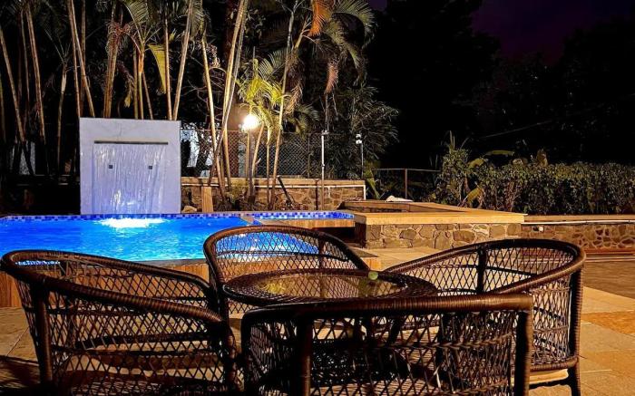 Montana Mist 3BHK with Pvt Pool By Stellar Stays