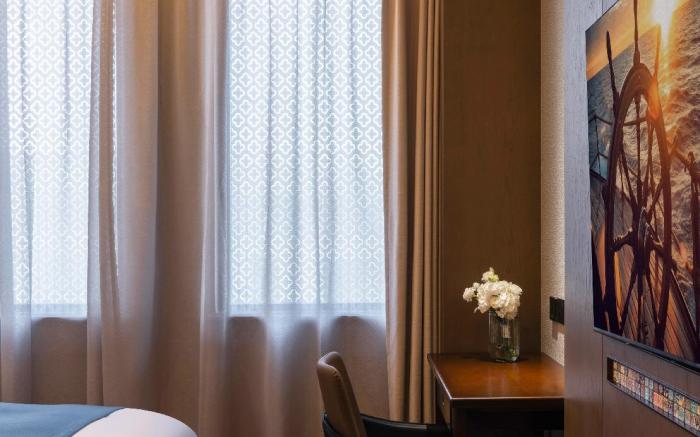 Xiamen Lujiang Harbourview Hotel