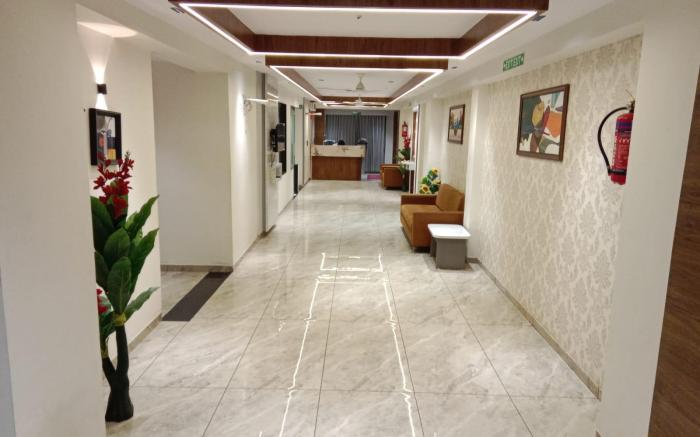 HOTEL DHARA