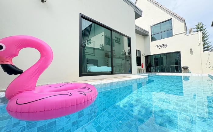 BT3-Brittany Private Pool Villa Pattaya