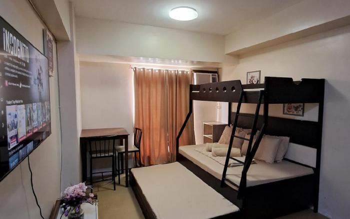 Studio Unit Right Beside Ayala
