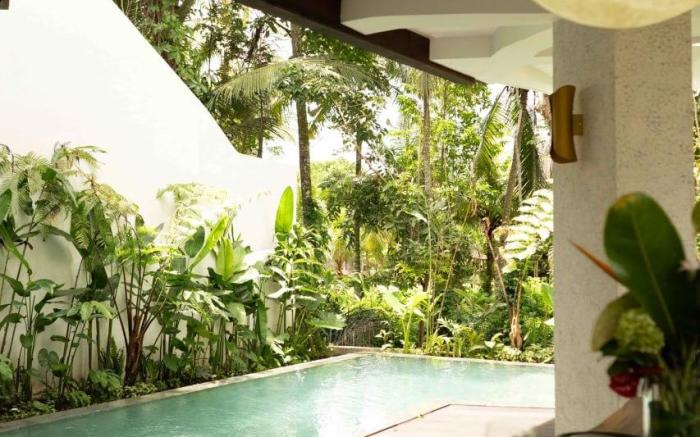 Jungle Flower Villas