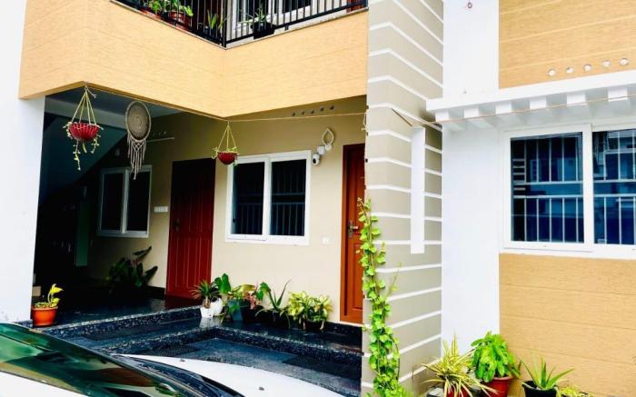 Teakwood 1BHK Fully furnished