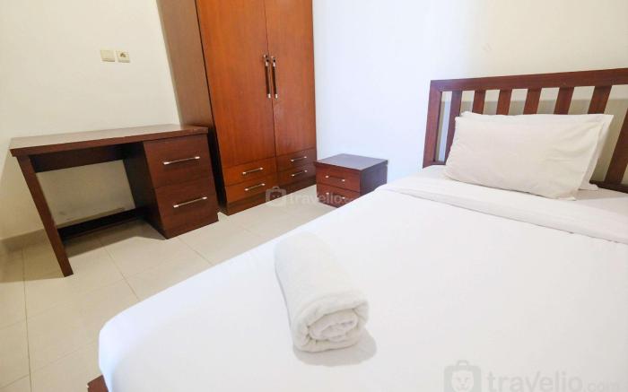 Spacious 2BR Bellezza Apartment By Travelio