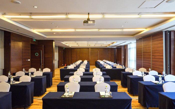 Holiday Inn Qingdao City Center By IHG