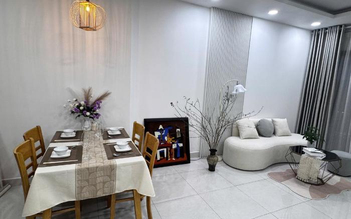 Căn hộ 2 phòng ngủ, view sông, Lavida Plus, Quận 7