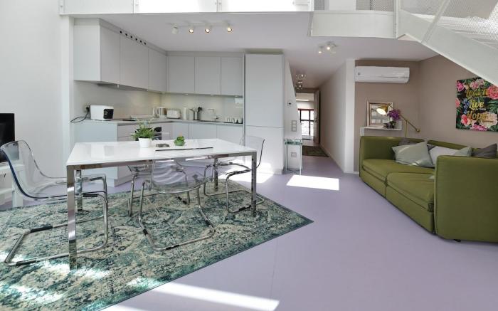 4: Duplex Apartment-Modern Charm in Vienna