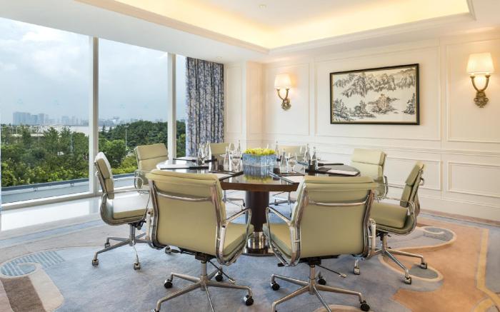 The Azure Qiantang, a Luxury Collection Hotel, Hangzhou