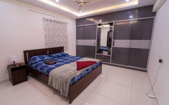 Luxurious 3bhk home stay with ORR view