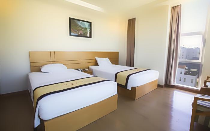 Nhat Linh Hotel & Suites Da Nang