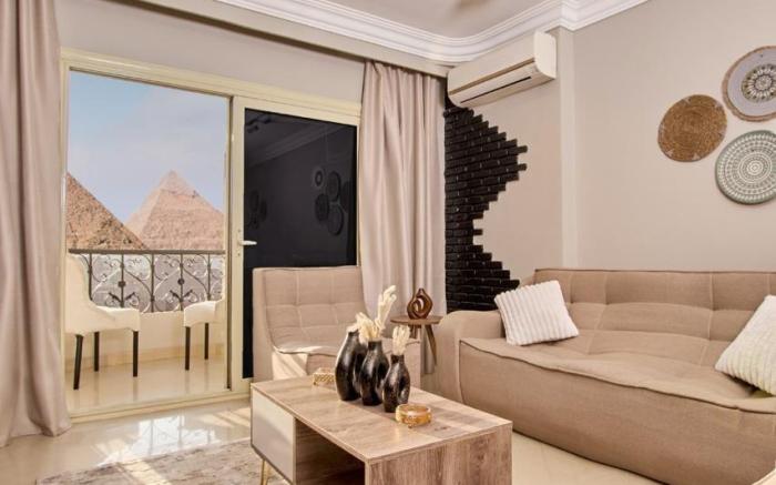 Luxury Apartment Pyramids View