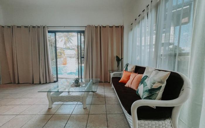 Casa Vista by Hooga Home Bungalow  Guest House