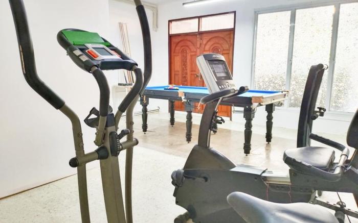 Entire Home | 5BR, 4BA - Sleeps 16