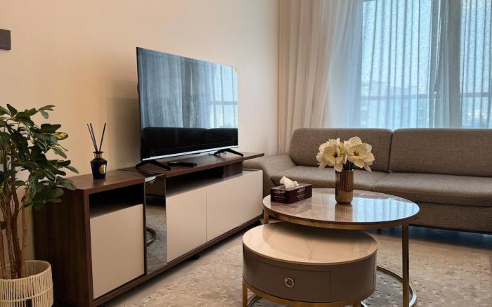 ASHRI HH Elegant Home in Binghatti Avenue -Jaddaf